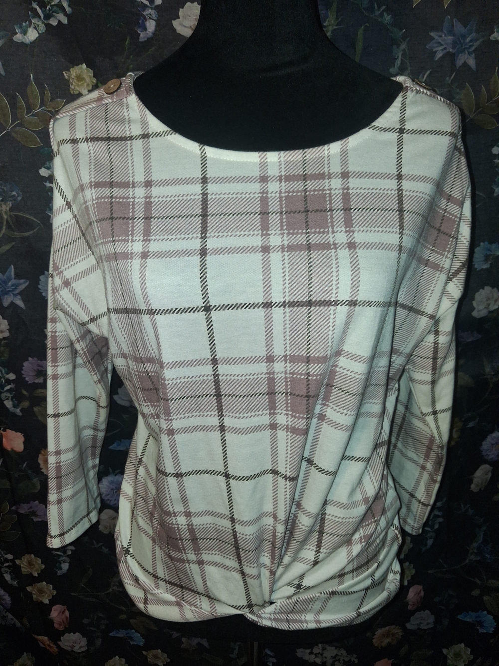 Plaid Twist-Hem Tunic Top in Mauve and White